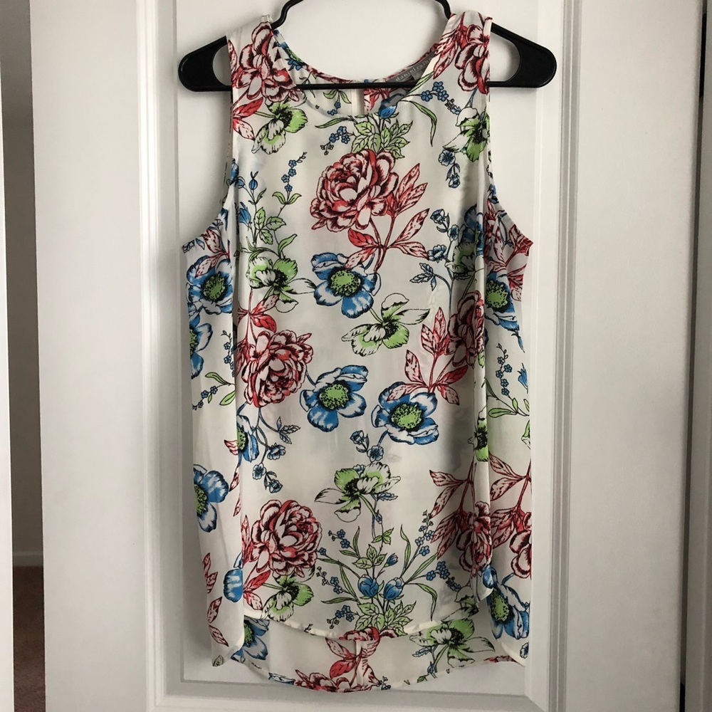 Daniel Rainn blouse, Size M